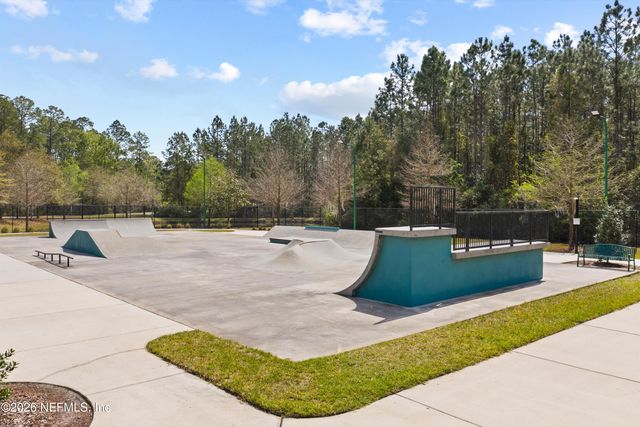 808 CUMBERLAND Court W, St. Johns, FL 32259