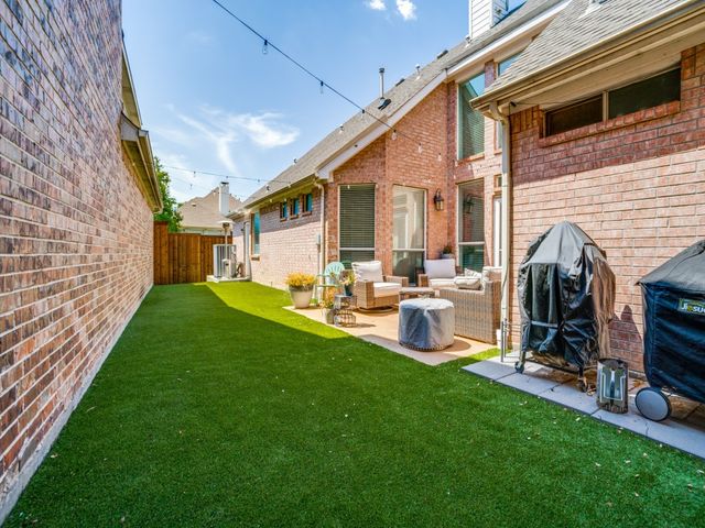 4661 Hearthstone Drive, Frisco, TX 75034