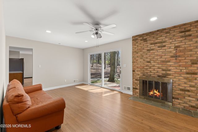 12 Stilwell Drive, Holmdel, NJ 07733