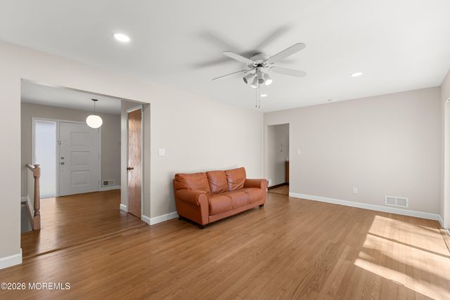12 Stilwell Drive, Holmdel, NJ 07733