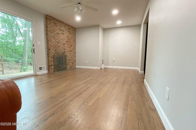 12 Stilwell Drive, Holmdel, NJ 07733