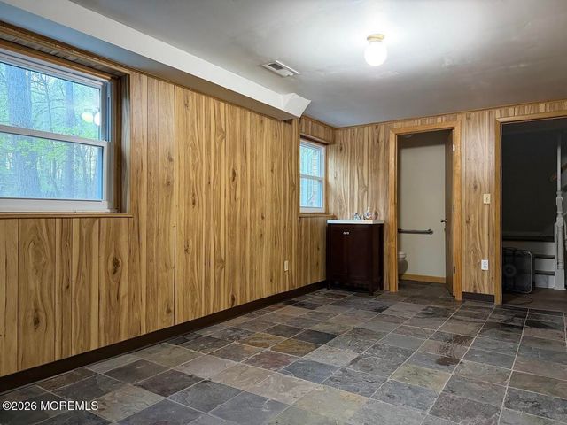 12 Stilwell Drive, Holmdel, NJ 07733