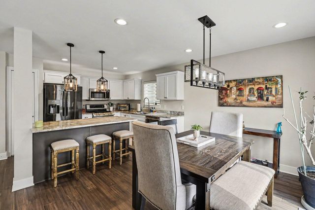 555 S Winding Drive, Waterford, MI 48328