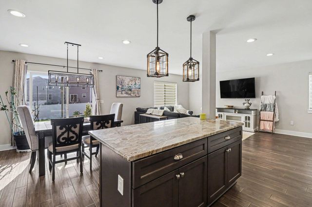 555 S Winding Drive, Waterford, MI 48328