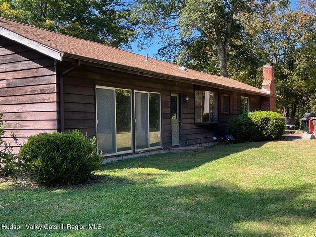 1665 Bulls Head Road, Clinton Corners, NY 12514