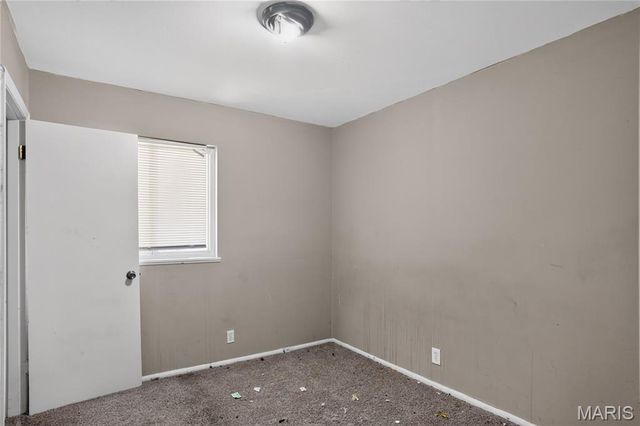 10341 Lilac Avenue, St Louis, MO 63137