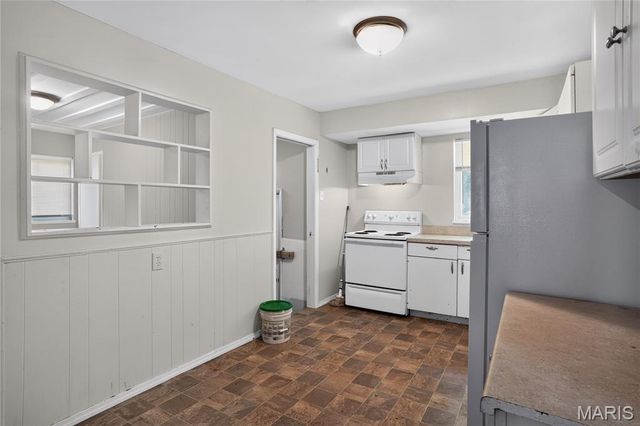 10341 Lilac Avenue, St Louis, MO 63137