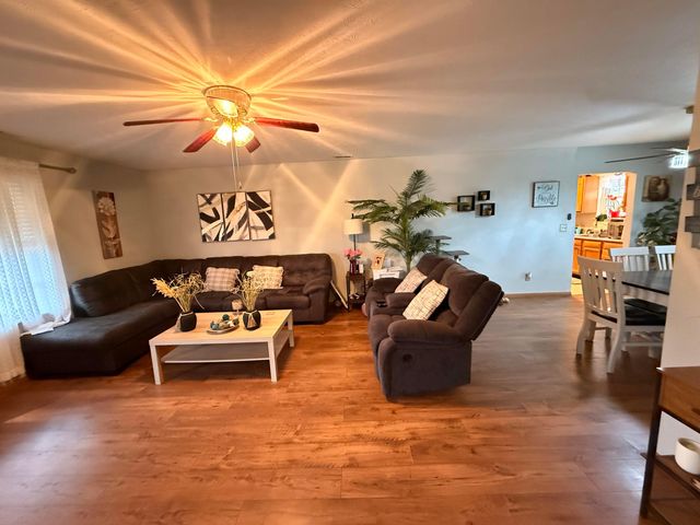 1517 Hawke Street, Bellefontaine, OH 43311