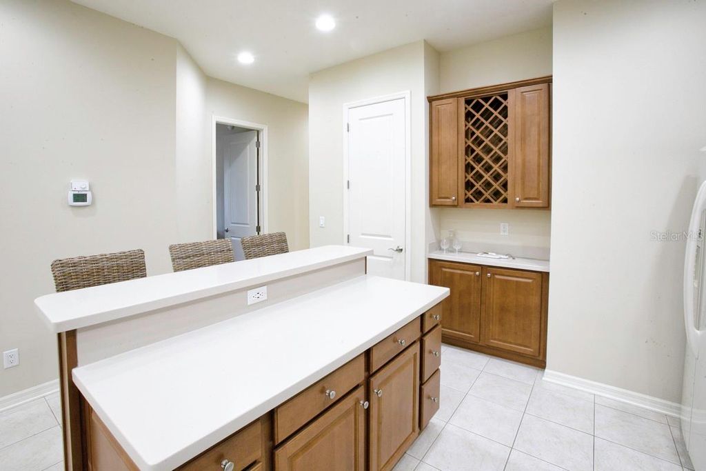 Image 17 of property listing at 7321 EMMA ROAD, Bradenton, FL 34209