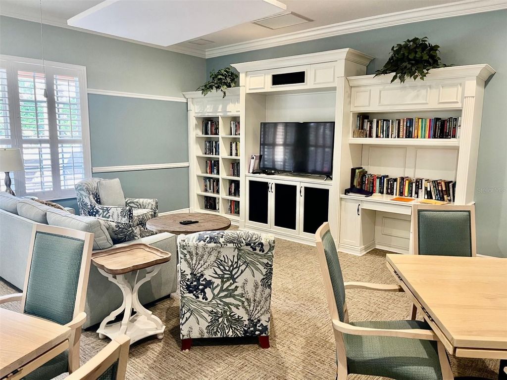 Image 42 of property listing at 7321 EMMA ROAD, Bradenton, FL 34209