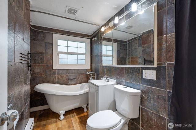 3029 N Bennett Street, Tacoma, WA 98407