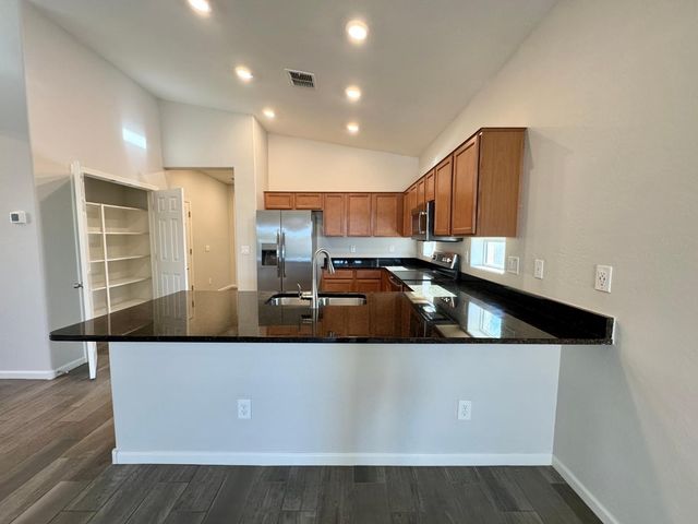 2308 E Dust Devil Drive, San Tan Valley, AZ 85143