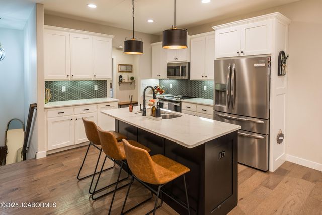 329 DAVID STREET, Jefferson City, MO 65101