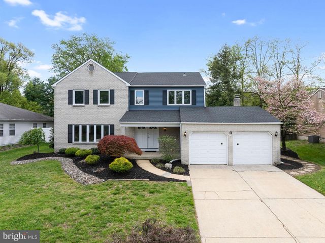 8 W HIGH RIDGE RD, Cherry Hill, NJ 08003