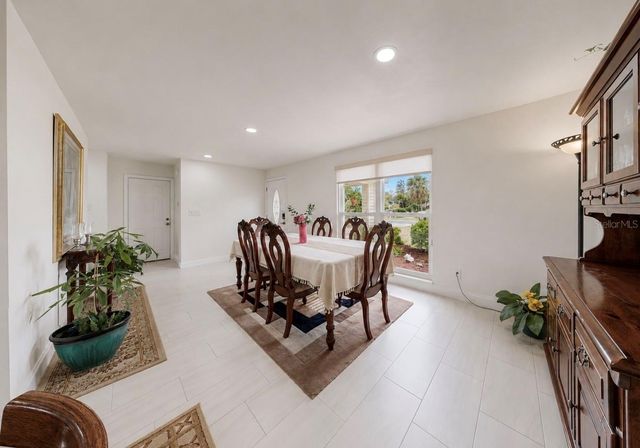 803 LEISEY CIRCLE, Ruskin, FL 33570