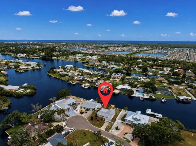 803 LEISEY CIRCLE, Ruskin, FL 33570