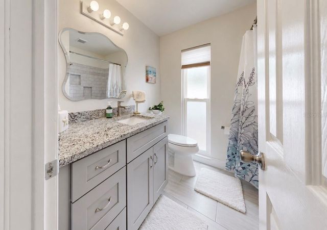 803 LEISEY CIRCLE, Ruskin, FL 33570