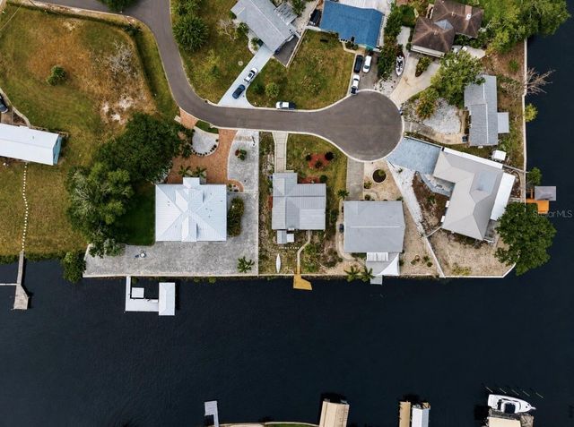 803 LEISEY CIRCLE, Ruskin, FL 33570