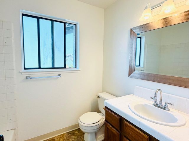 365 Bush Street, Salinas, CA 93907