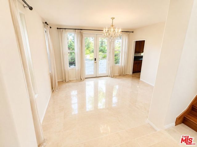 7371 Westcliff Drive, Los Angeles, CA 91307