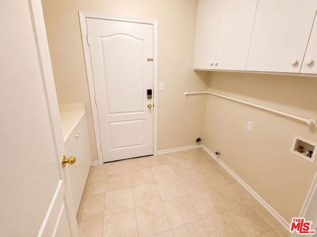 7371 Westcliff Drive, Los Angeles, CA 91307