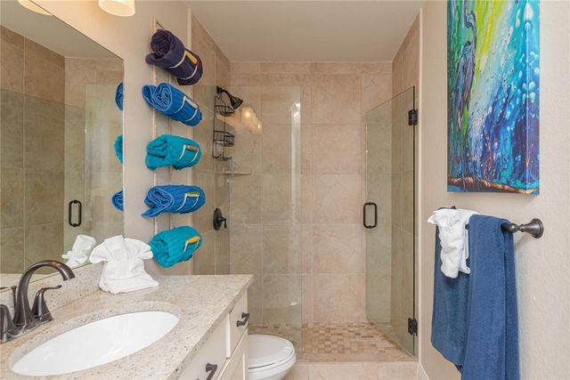 1853 Bay Shore Dr, Rockport, TX 78382