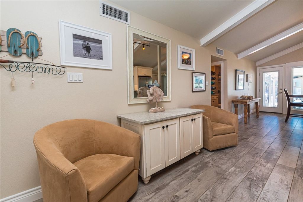 1853 Bay Shore Dr, Rockport, TX 78382 — photo 5