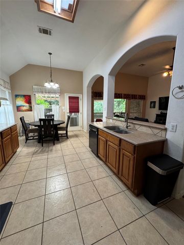 2900 Winding Shore LN, Pflugerville, TX 78660