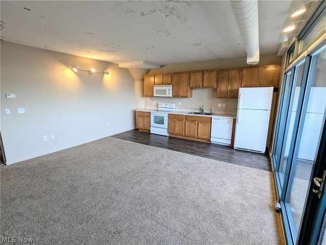 401 W SHORELINE Drive 116, Sandusky, OH 44870