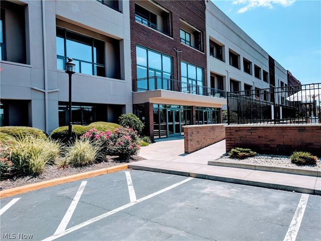 401 W SHORELINE Drive 116, Sandusky, OH 44870