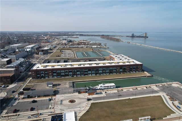 401 W SHORELINE Drive 116, Sandusky, OH 44870