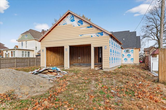 312 N West Street, Tipton, IN 46072