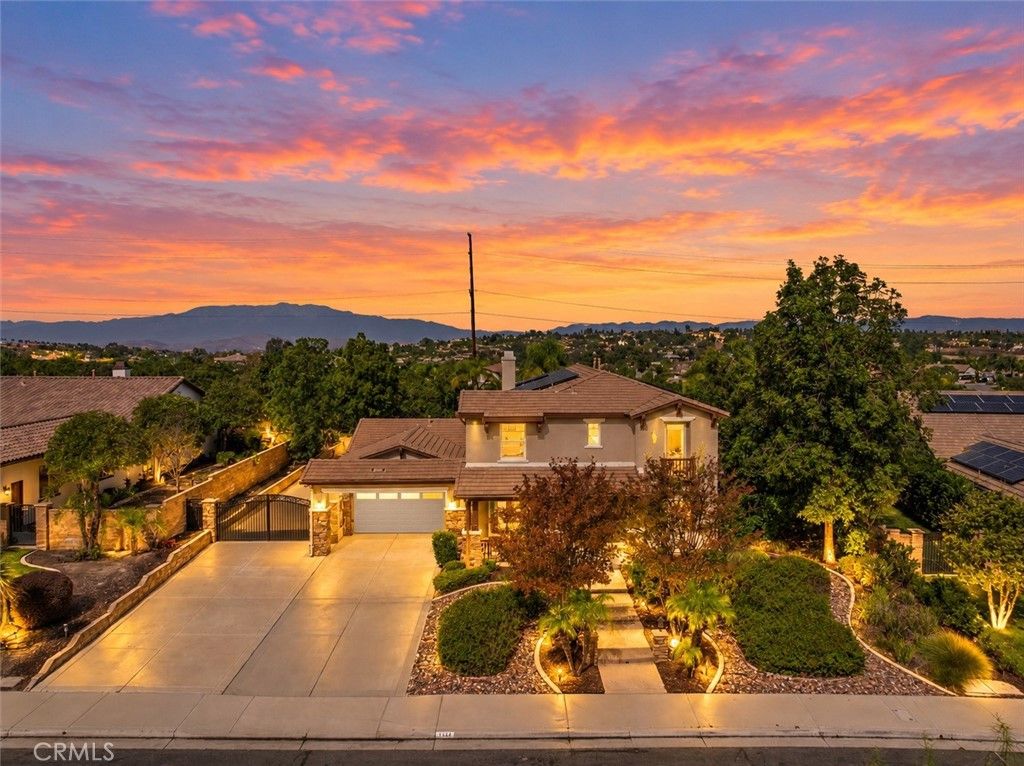 1137 Pamplona Drive, Riverside, CA 92508 — exterior