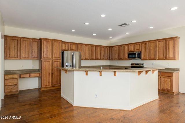 1818 N 165th Drive, Goodyear, AZ 85395
