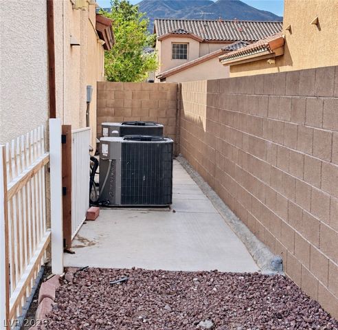 1050 Copper Palm Court, Henderson, NV 89002