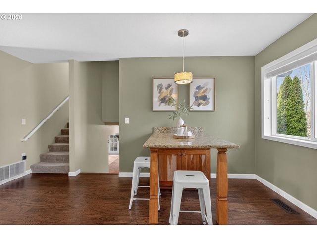 4695 Sw Flower Pl, Portland, OR 97221