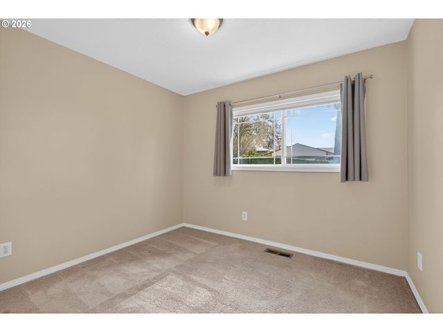 4695 Sw Flower Pl, Portland, OR 97221