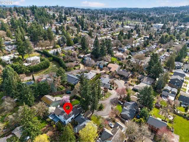 4695 Sw Flower Pl, Portland, OR 97221