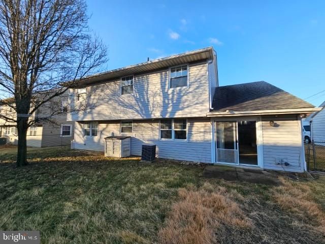 1861 GREYMONT ST, Philadelphia, PA 19116