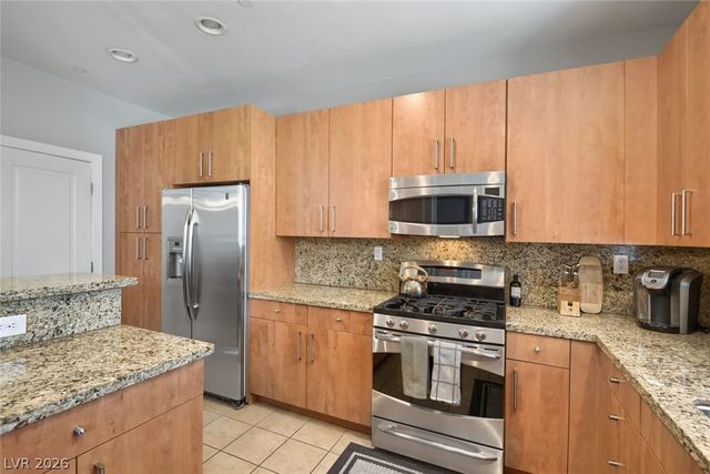 9050 West Tropicana Avenue 1152, Las Vegas, NV 89147
