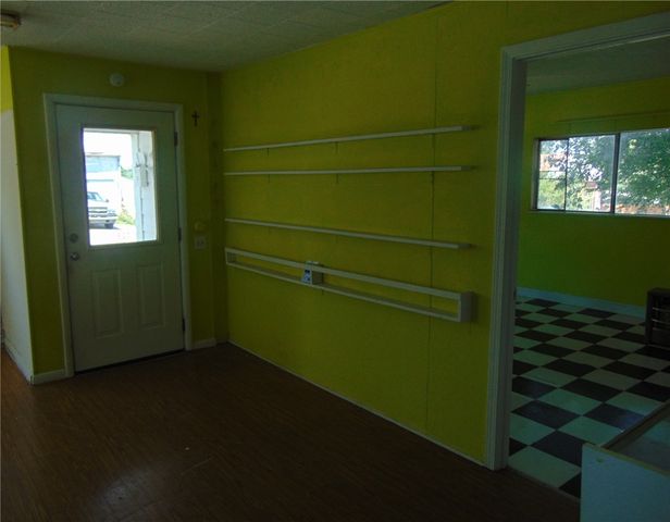 105 Hubbert Street, Berryville, AR 72616