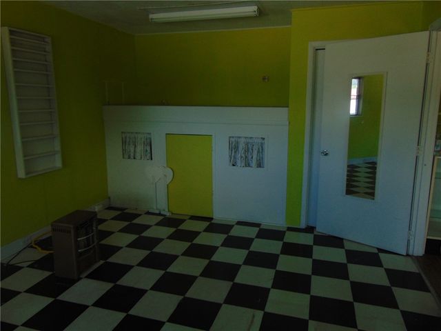 105 Hubbert Street, Berryville, AR 72616