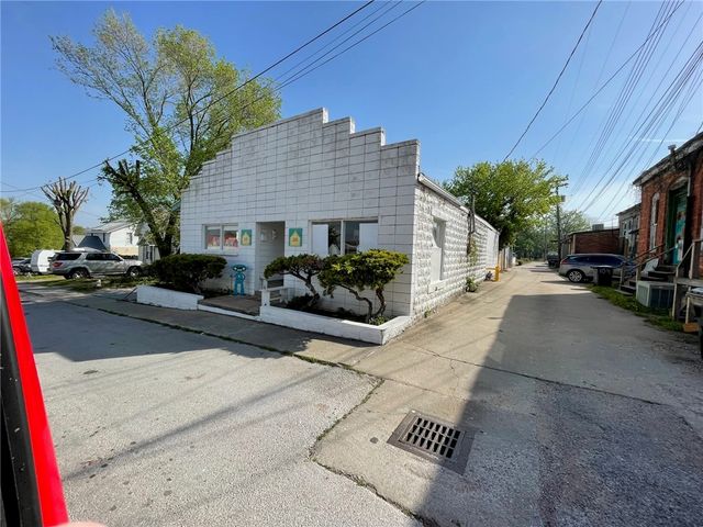 105 Hubbert Street, Berryville, AR 72616