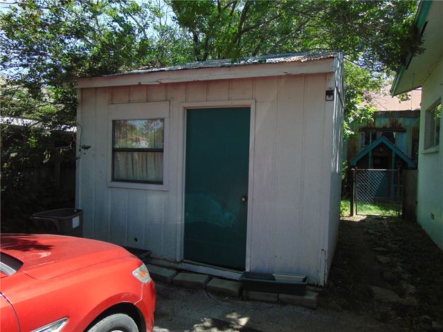 105 Hubbert Street, Berryville, AR 72616