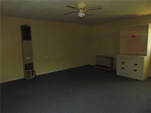 105 Hubbert Street, Berryville, AR 72616