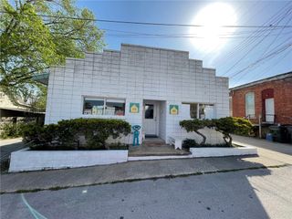 105 Hubbert Street, Berryville, AR 72616