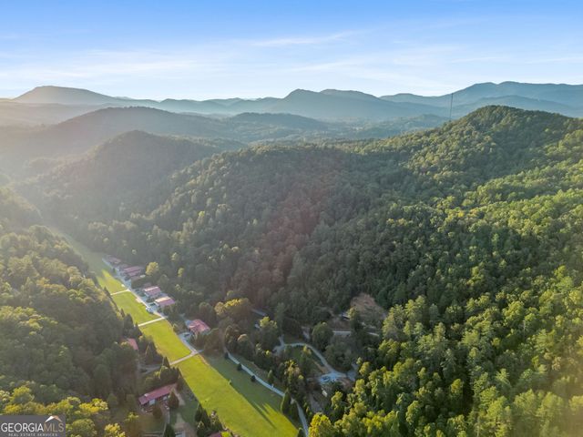 1063 Rickman Airfield Road, Clayton, GA 30525