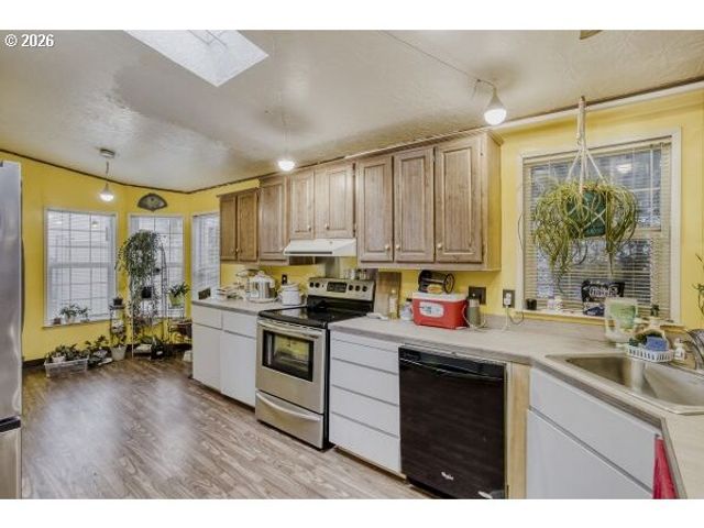 4239 Se 122ND Ave 14, Portland, OR 97236