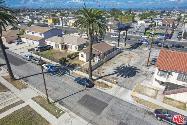 1026 W Century Boulevard, Los Angeles, CA 90044