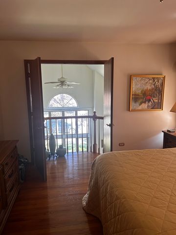 18623 Augusta Lane, Hazel Crest, IL 60429